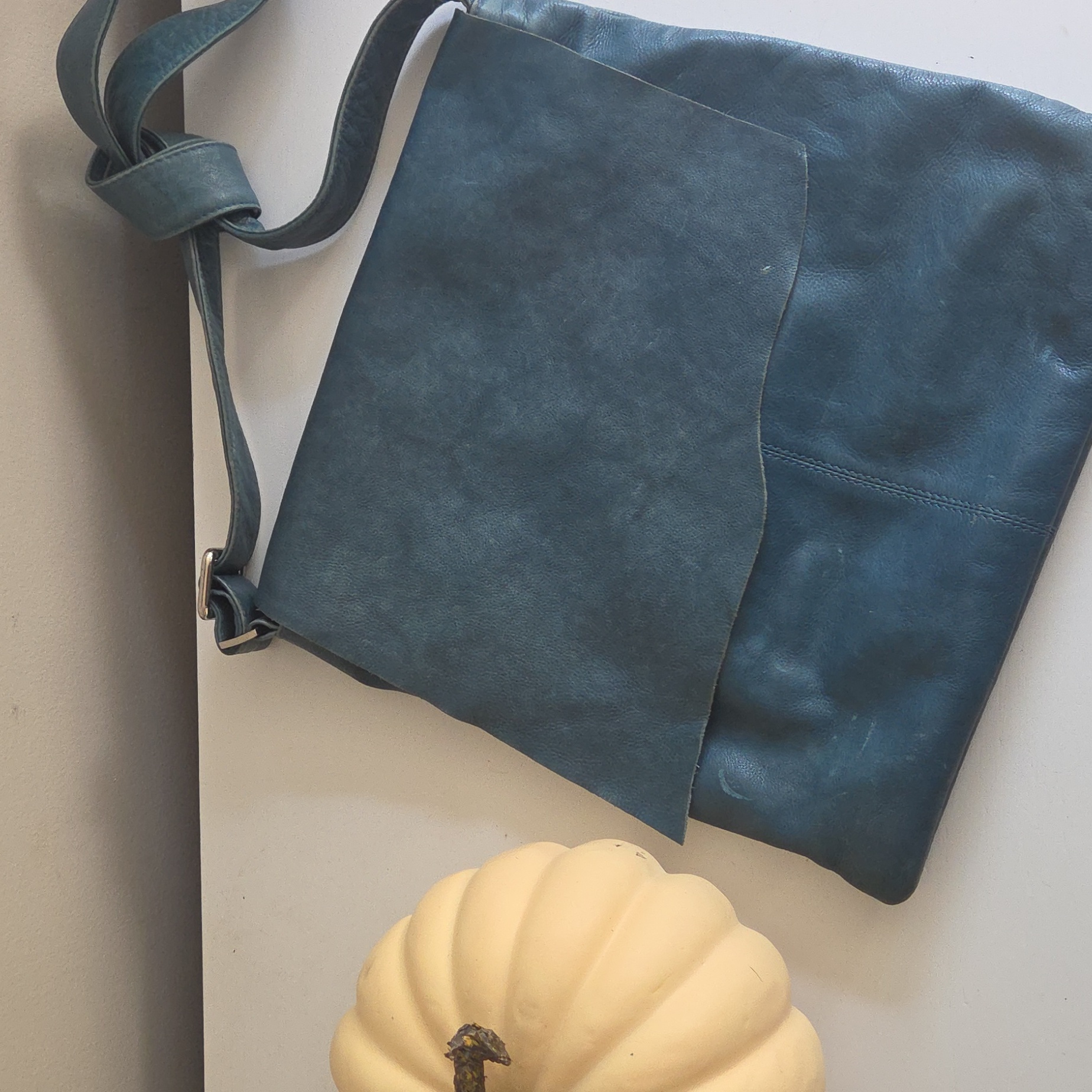 Rfid Elegant Blue Geniune Leather Messenger Shoulder Bag